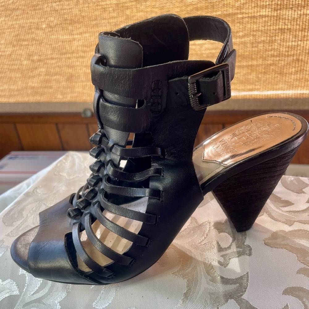 Vince Camuto heels - Picture 4 of 6
